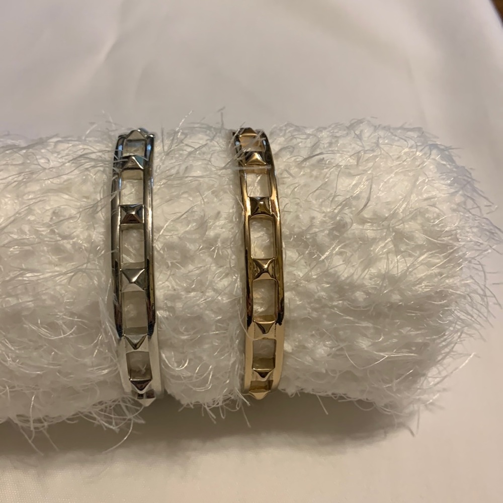 Star Studded Gold Bracelet